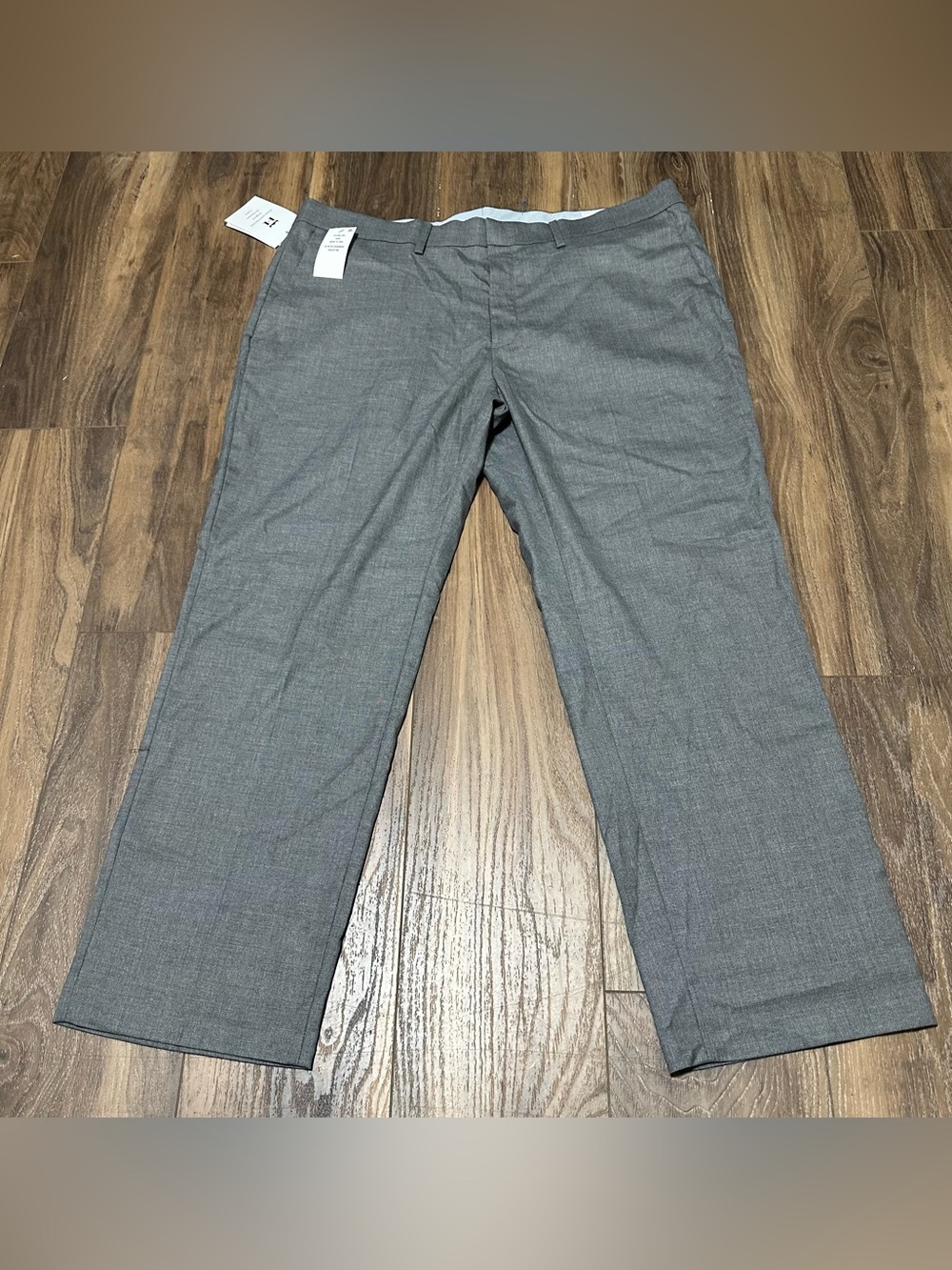 New Haggar Men’s Stretch Suit Dress Pants 40x30 Gray NWT Straight Fit